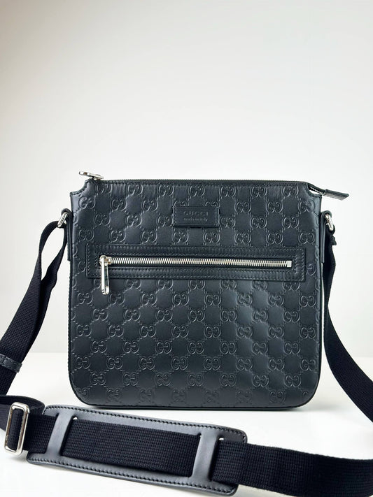 GUCCI GG GUCCISSIMA BLACK MESSENGER BAG