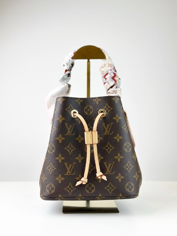 LOUIS VUITTON MONOGRAM NEONOE BB BUCKET BAG