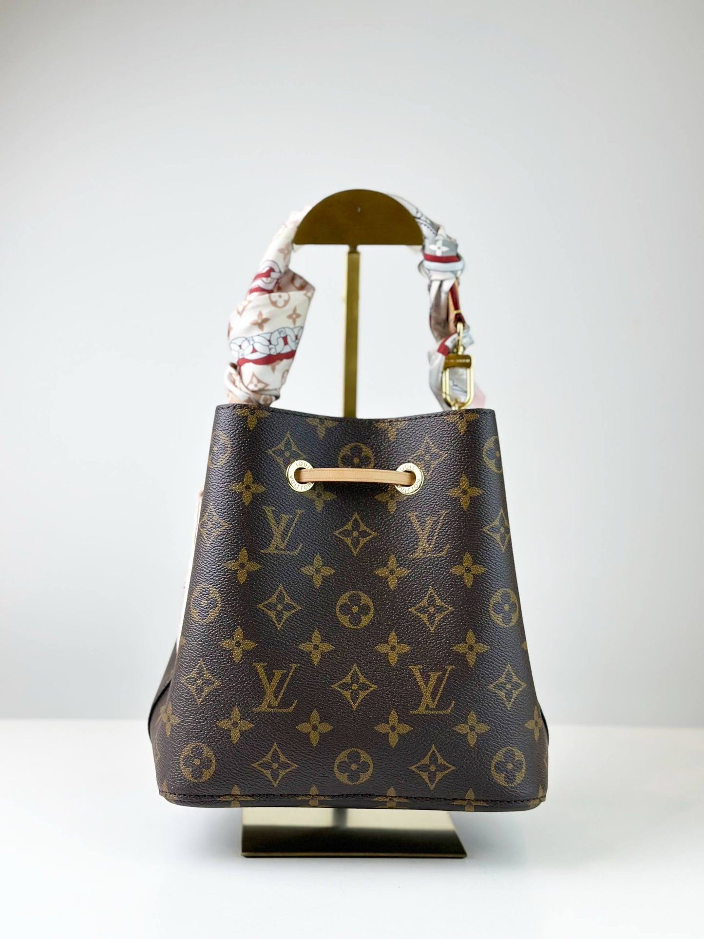 LOUIS VUITTON MONOGRAM NEONOE BB BUCKET BAG