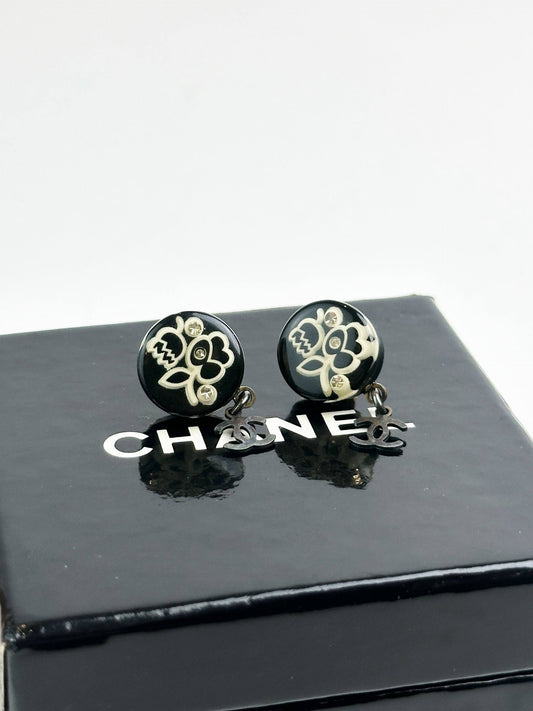 CHANEL VINTAGE BLACK EARRINGS
