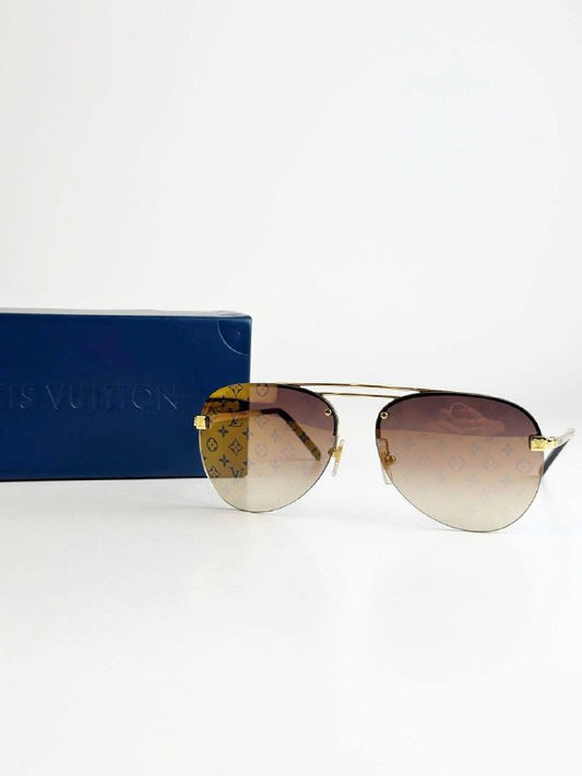 LOUIS VUITTON PILOT LIGHT SUNGLASSES