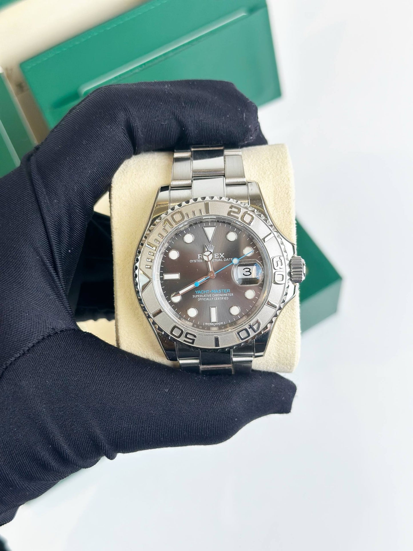ROLEX YACHT-MASTER 40 GREY DIAL AUTOMATIC WATCH