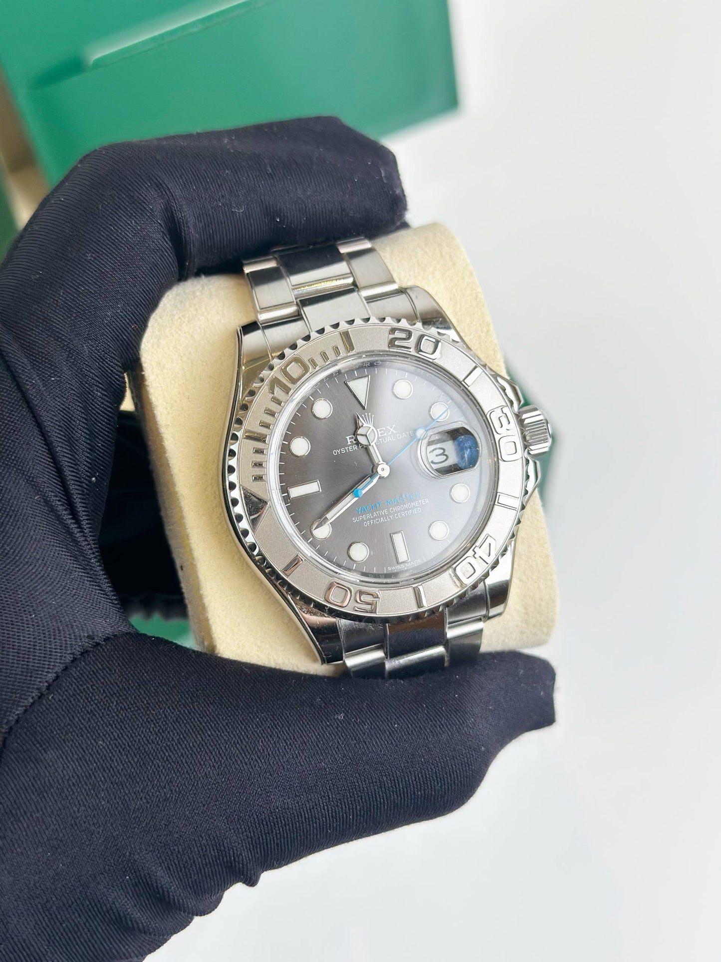 ROLEX YACHT-MASTER 40 GREY DIAL AUTOMATIC WATCH