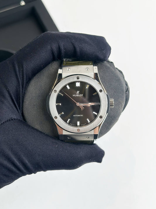 HUBLOT CLASSIC FUSHION GREEN DIAL AUTOMATIC WATCH