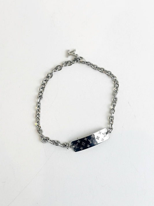 LOUIS VUITTON MONOGRAM BOLD BRACELET