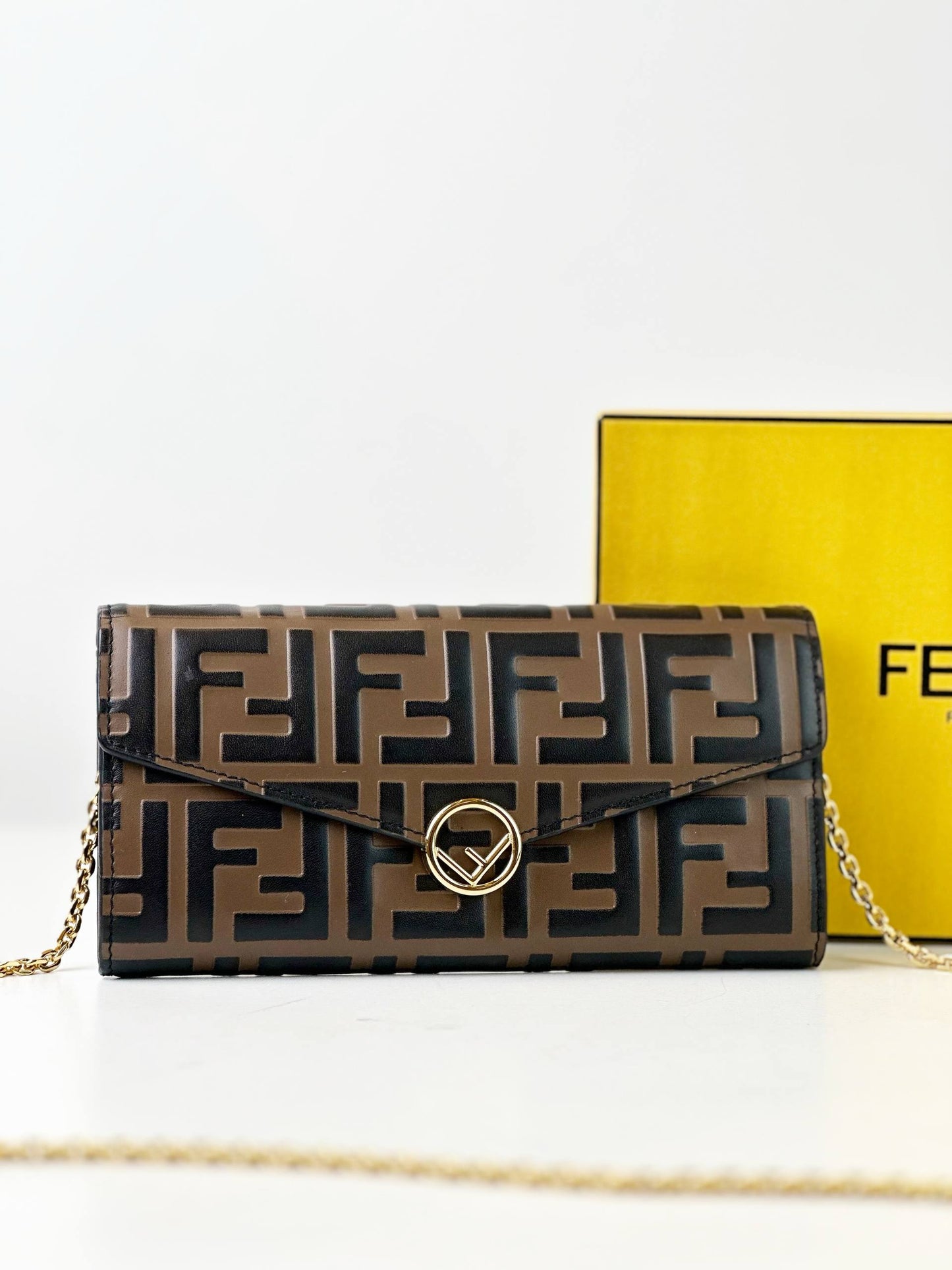 FENDI FF WALLET ON CHAIN