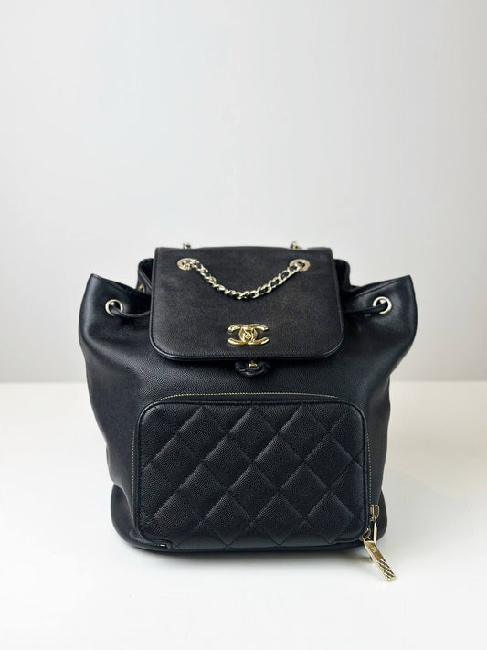 CHANEL QUITLED CAVIAR SMALL BUSINESS AFFINITY BLACK BACKPACK GHW