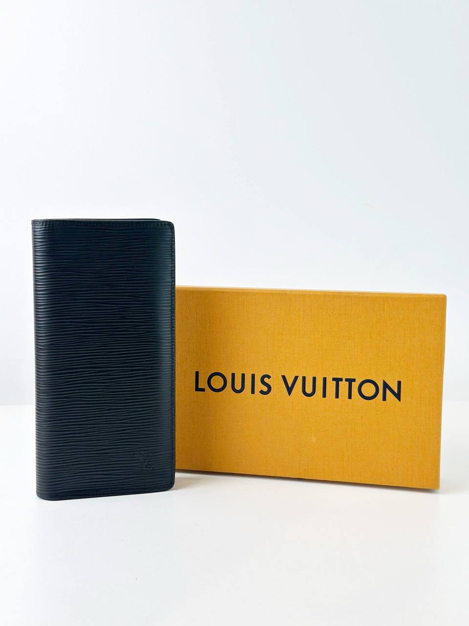 LOUIS VUITTON BRAZZA BLACK EPI LEATHER WALLET