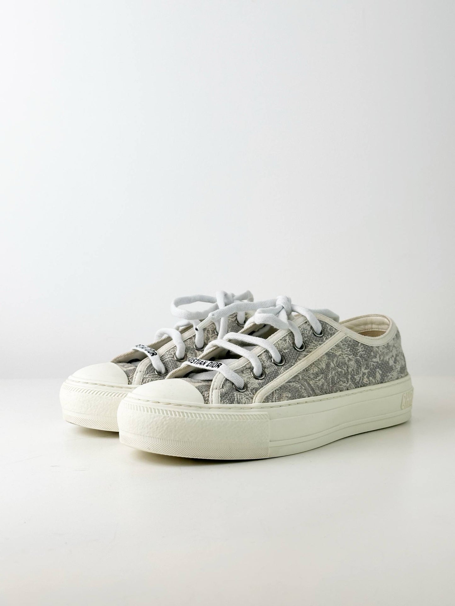 DIOR WALK N DIOR OBLIQUE SNEAKERS