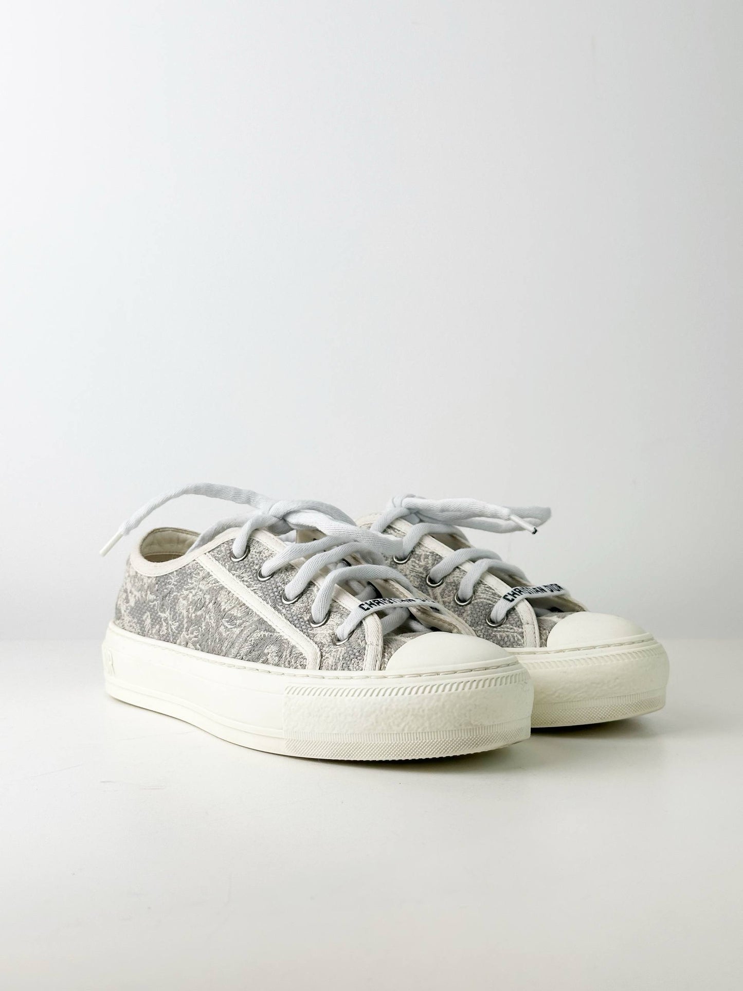 DIOR WALK N DIOR OBLIQUE SNEAKERS