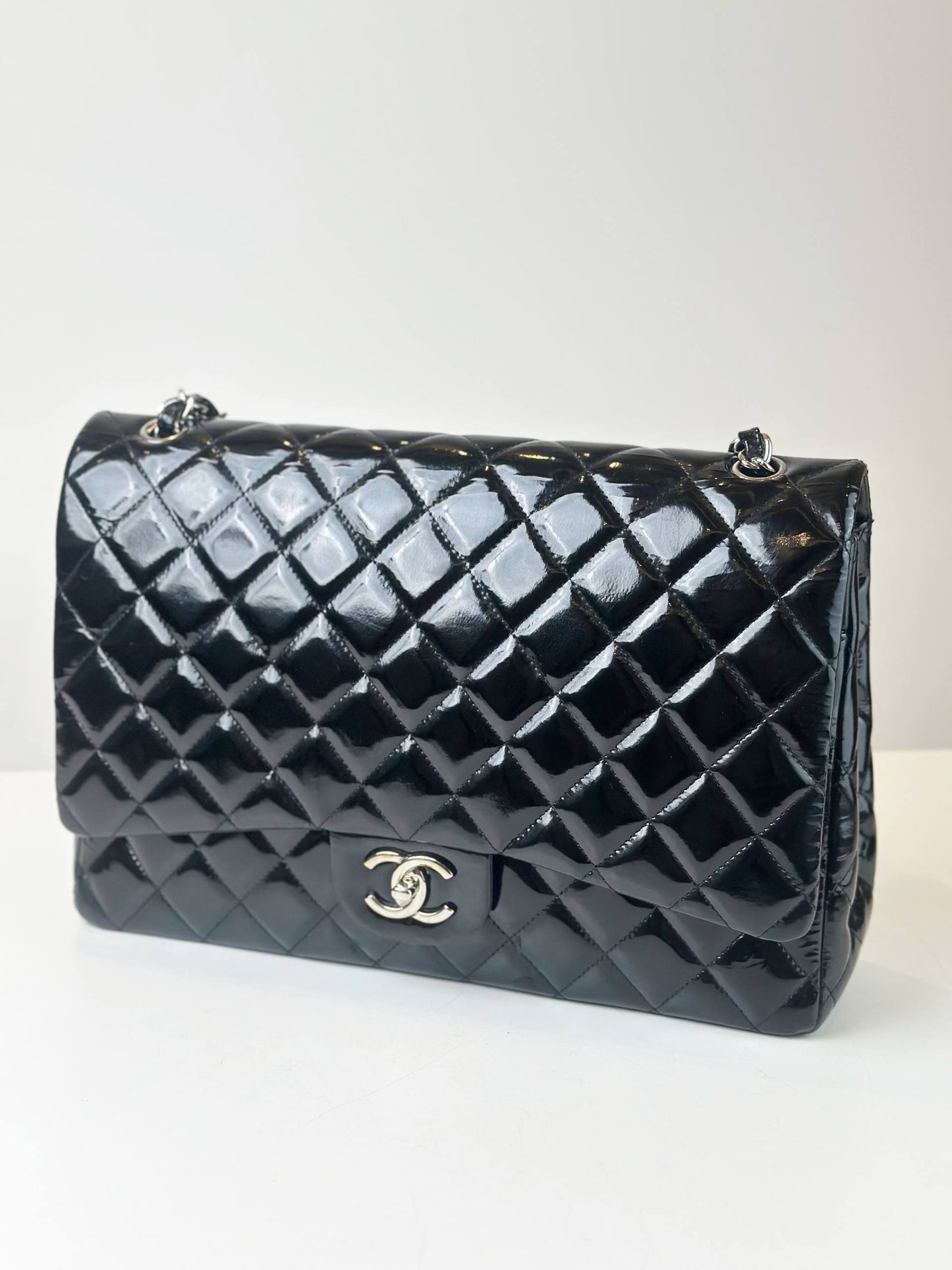 CHANEL CLASSIC FLAP BLACK PATENT LEATHER MAXI SHOULDER BAG SHW