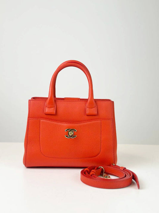 CHANEL NEO EXCECUTIVE SHOPPER TOTE MINI RED TOP HANDLE BAG WITH STRAP
