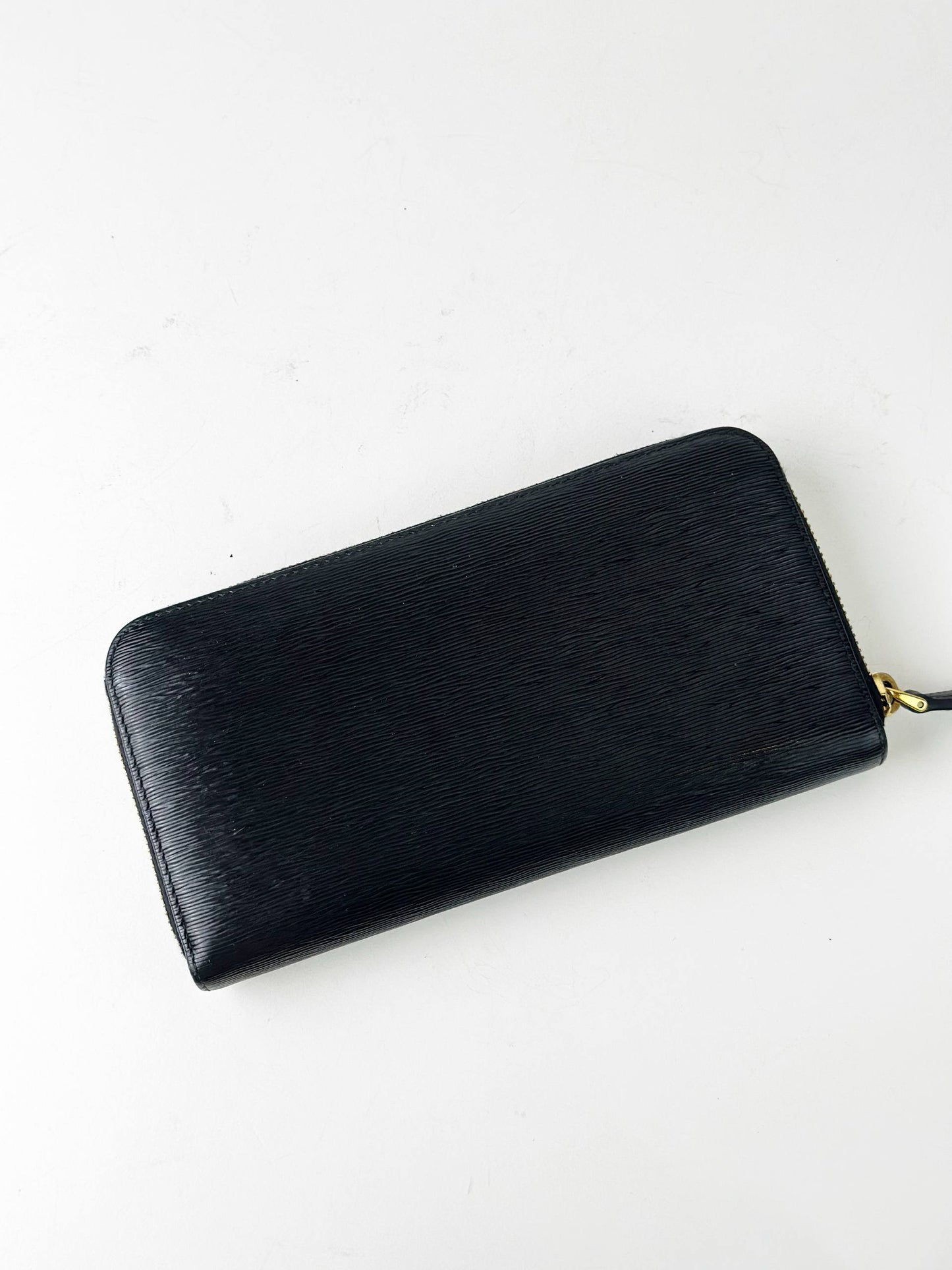 PRADA VITELLO ZIP AROUND BLACK LONG WALLET