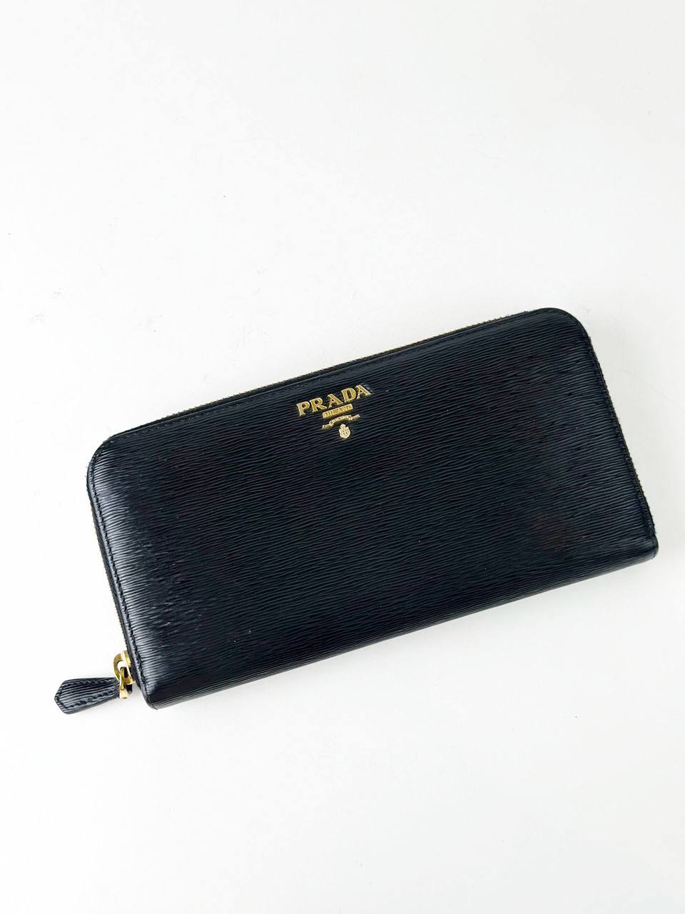 PRADA VITELLO ZIP AROUND BLACK LONG WALLET