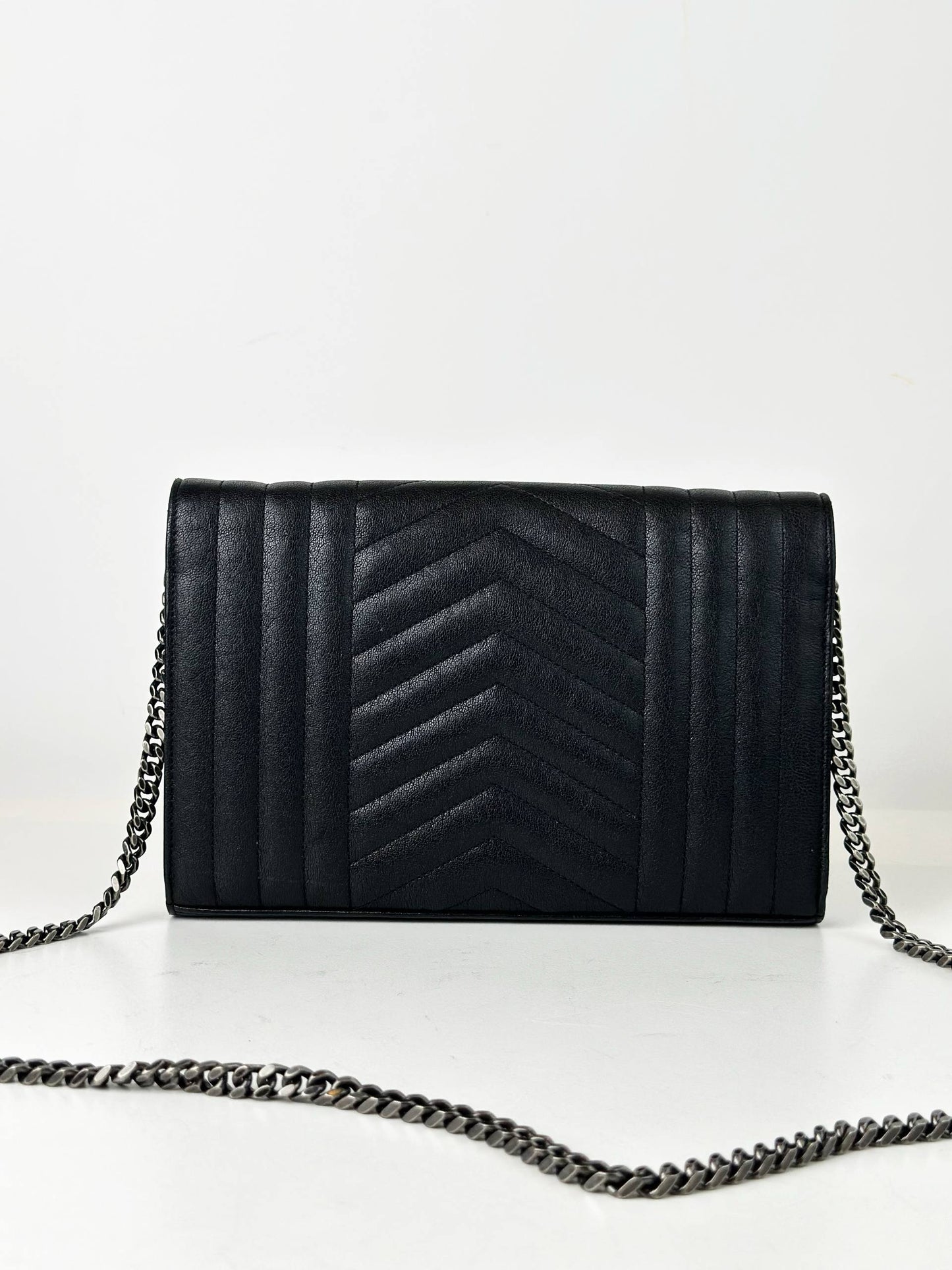 YSL TRI-QUILTED ENVELOPE BLACK WALLET ON CHAIN