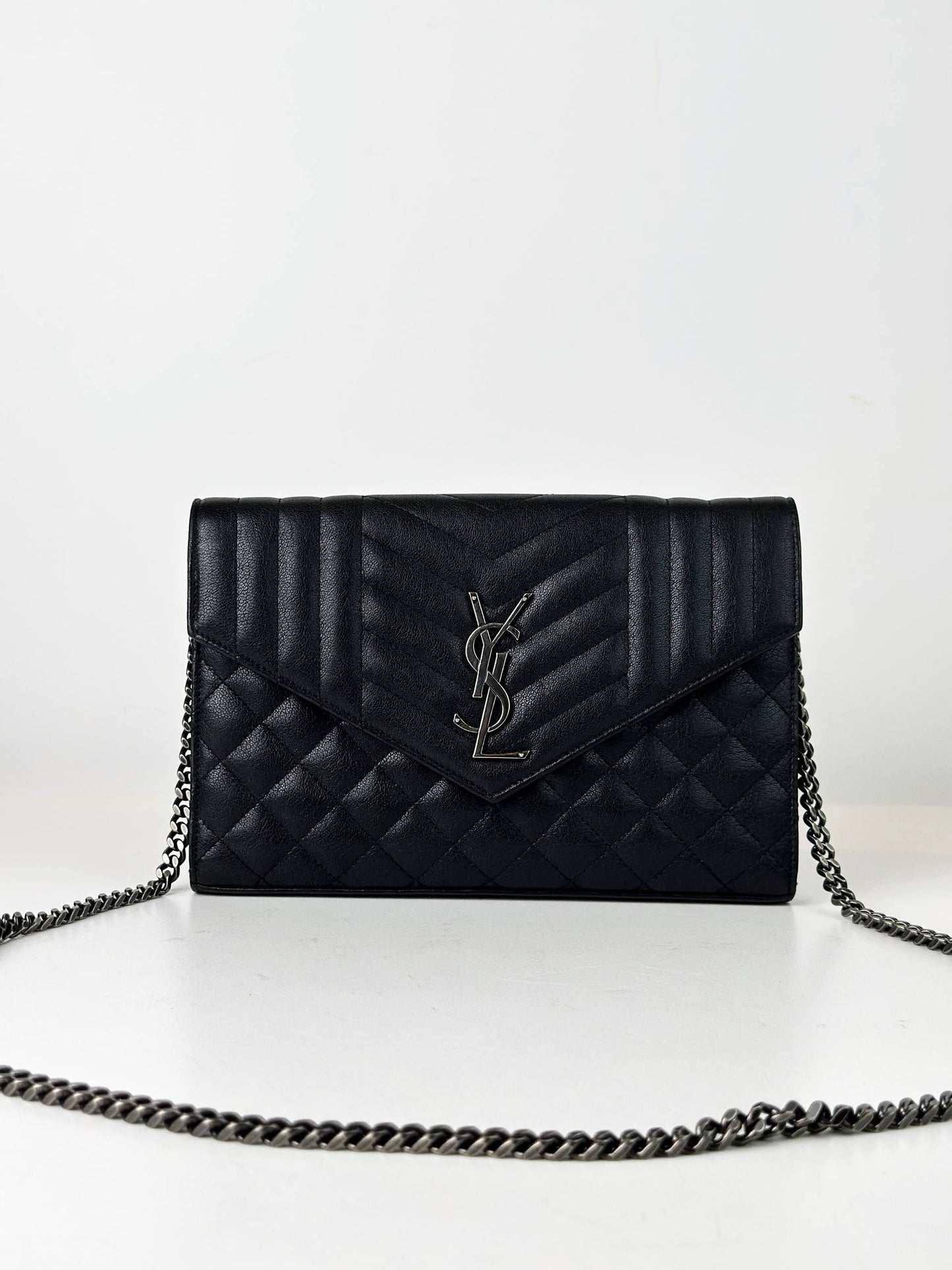 YSL TRI-QUILTED ENVELOPE BLACK WALLET ON CHAIN