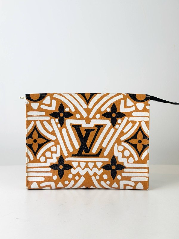 LOUIS VUITTON MONOGRAM GIANT CRAFTY CLTUCH