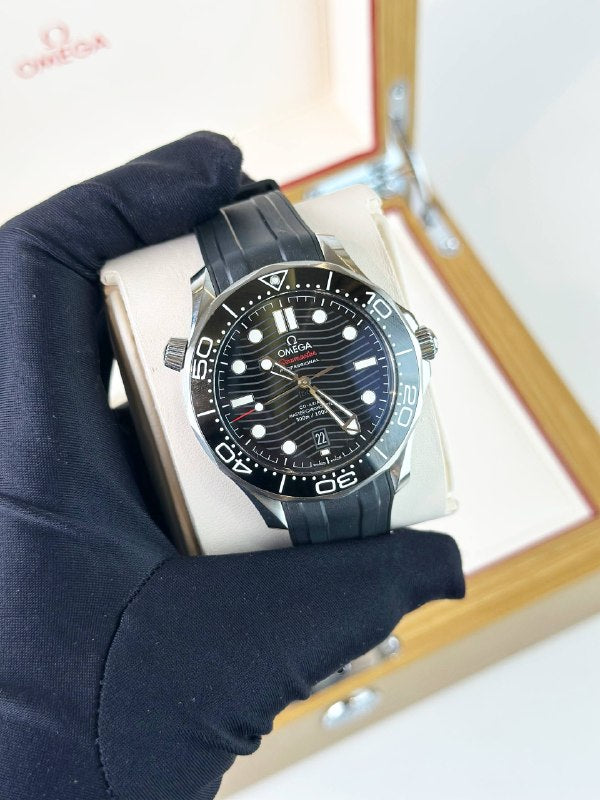 OMEGA SEAMASTER DIVER 300M 210.32.42.20.01.001 BLACK DIAL AUTOMATIC WATCH