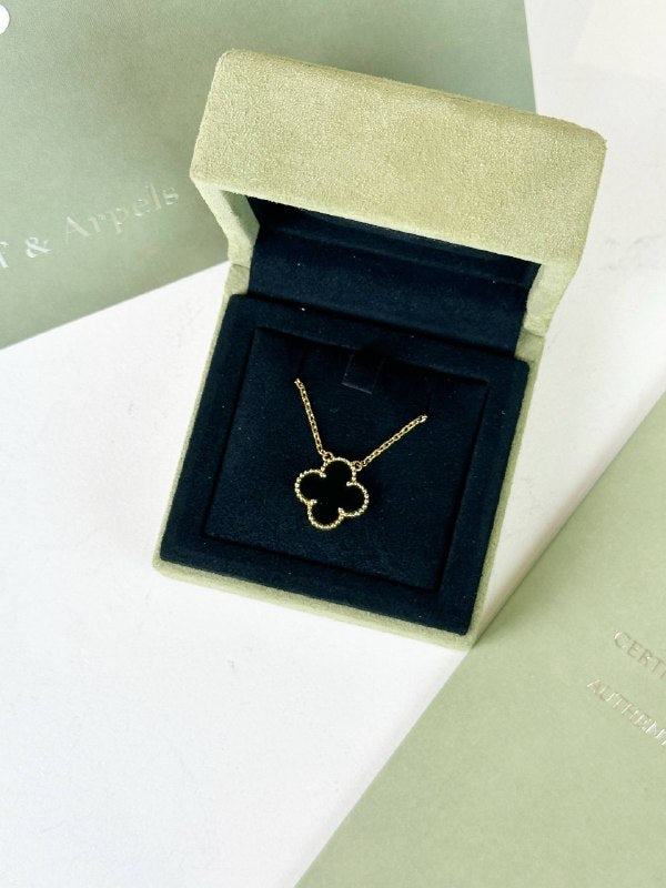 VCA VAN CLEEF &amp; ARPELS VINTAGE ALHAMBRA BLACK ONYX 18K 750 YELLOW GOLD BRACELET&nbsp;