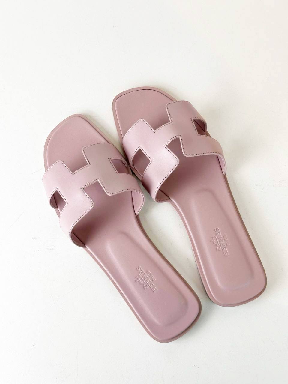 HERMES ORAN ROSE CANCAN SANDALS