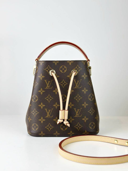 LOUIS VUITTON MONOGRAM NEONOE BB BUCKET BAG