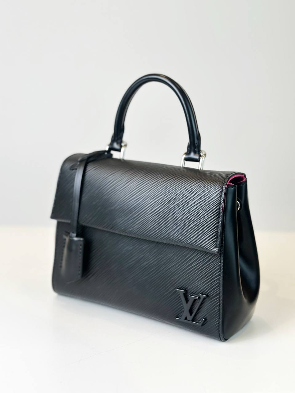LOUIS VUITTON CLUNY EPI LEATHER MINI BLACK TOP HANDLE BAG WITH STRAP