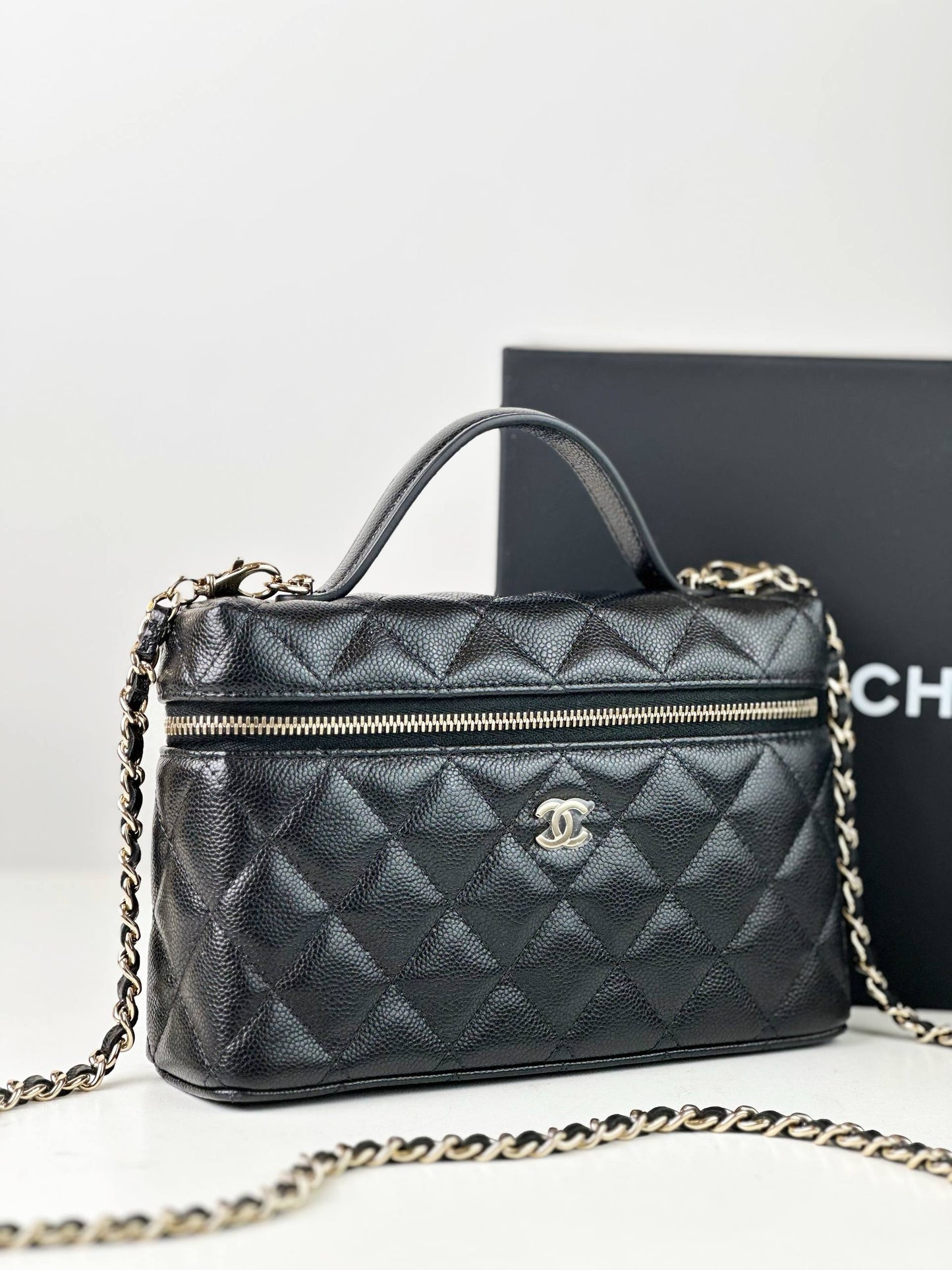 CHANEL LP CAVIAR QUILTED BLACK VANITY BAG PRICE: RM 14,000